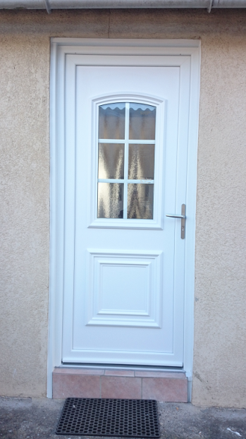 Porte d entree pvc rouen sur mesure